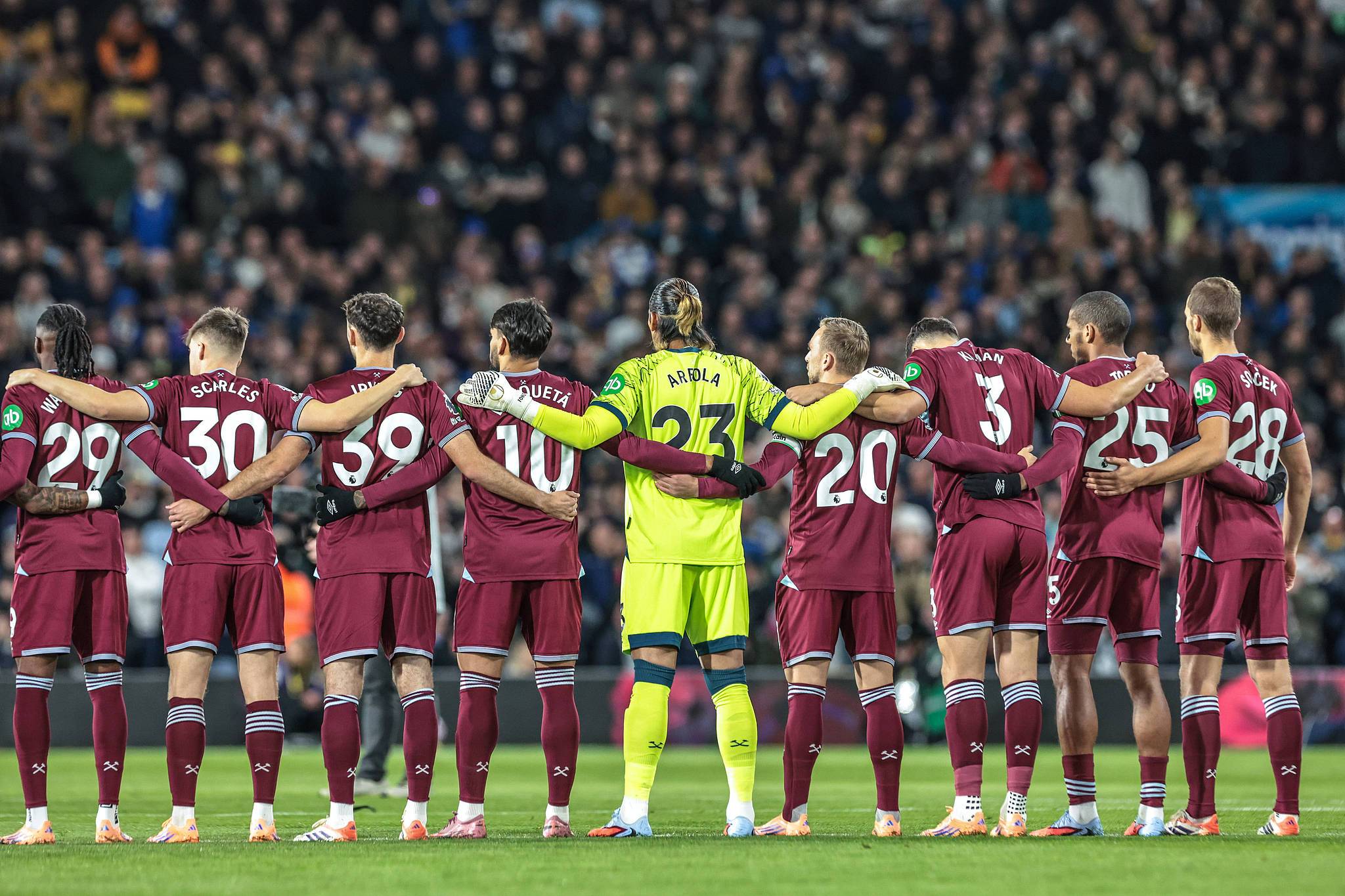 西汉姆联“洽谈”27岁中卫，后卫引援加速