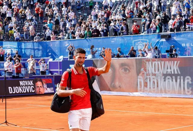 开云在线-德约“不专注”三盘过关 本赛季第三次进巡回赛决赛