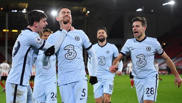 1612750925326043036.jpg 38996658-9228683-image-a-51_1612733411330.jpg